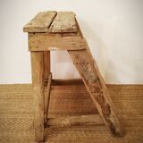 Escabeau en bois ancien