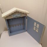 Boita keys vintage fishing house
