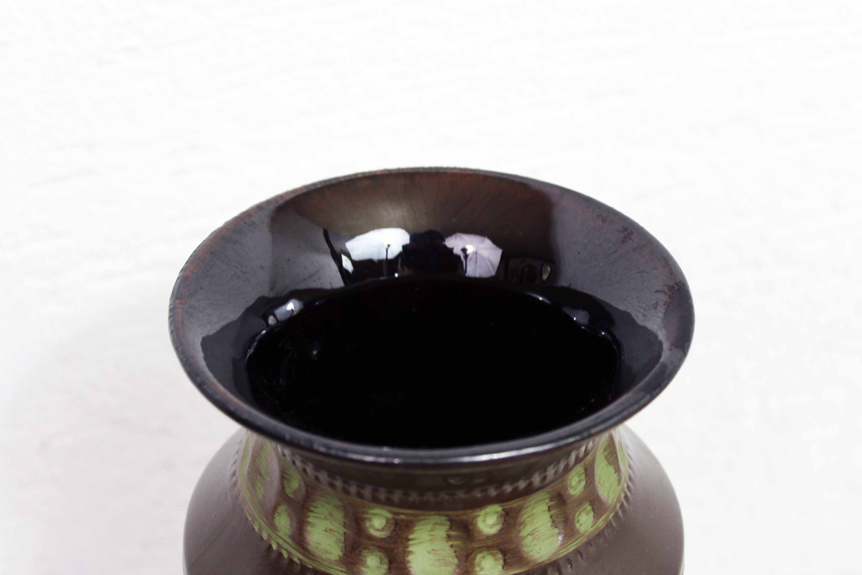 Ceramic WG Vase by Bay ceramic
