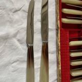 Housewife knives