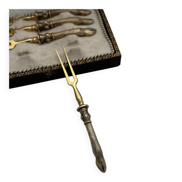 Lot de 4 pics ou fourchettes à hors-d'œuvre apéritif en métal, doré,