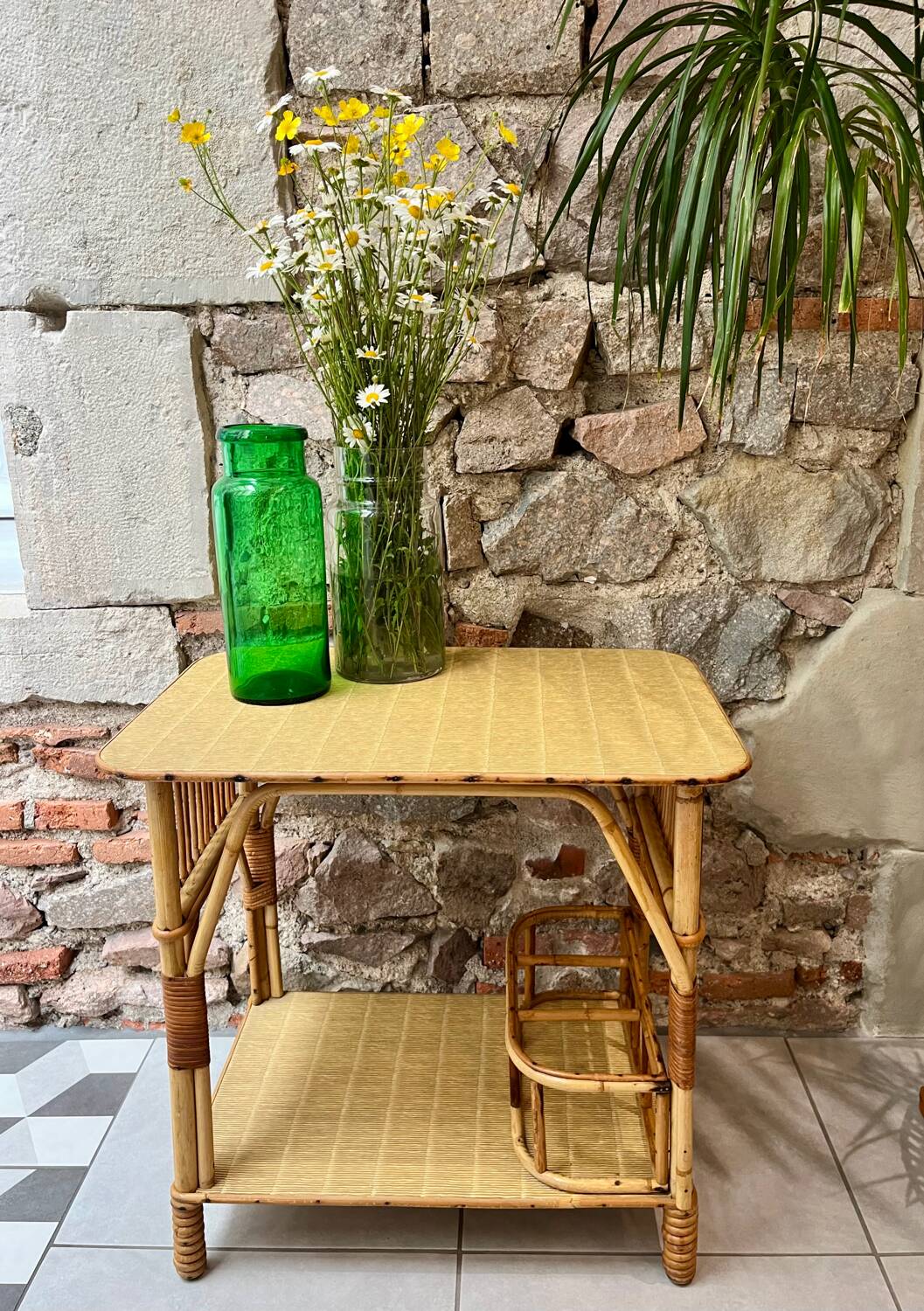 Desserte bar en rotin vintage 2 niveaux