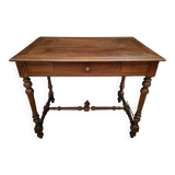 Louis XIII style desk writing table in solid wood in very good condition