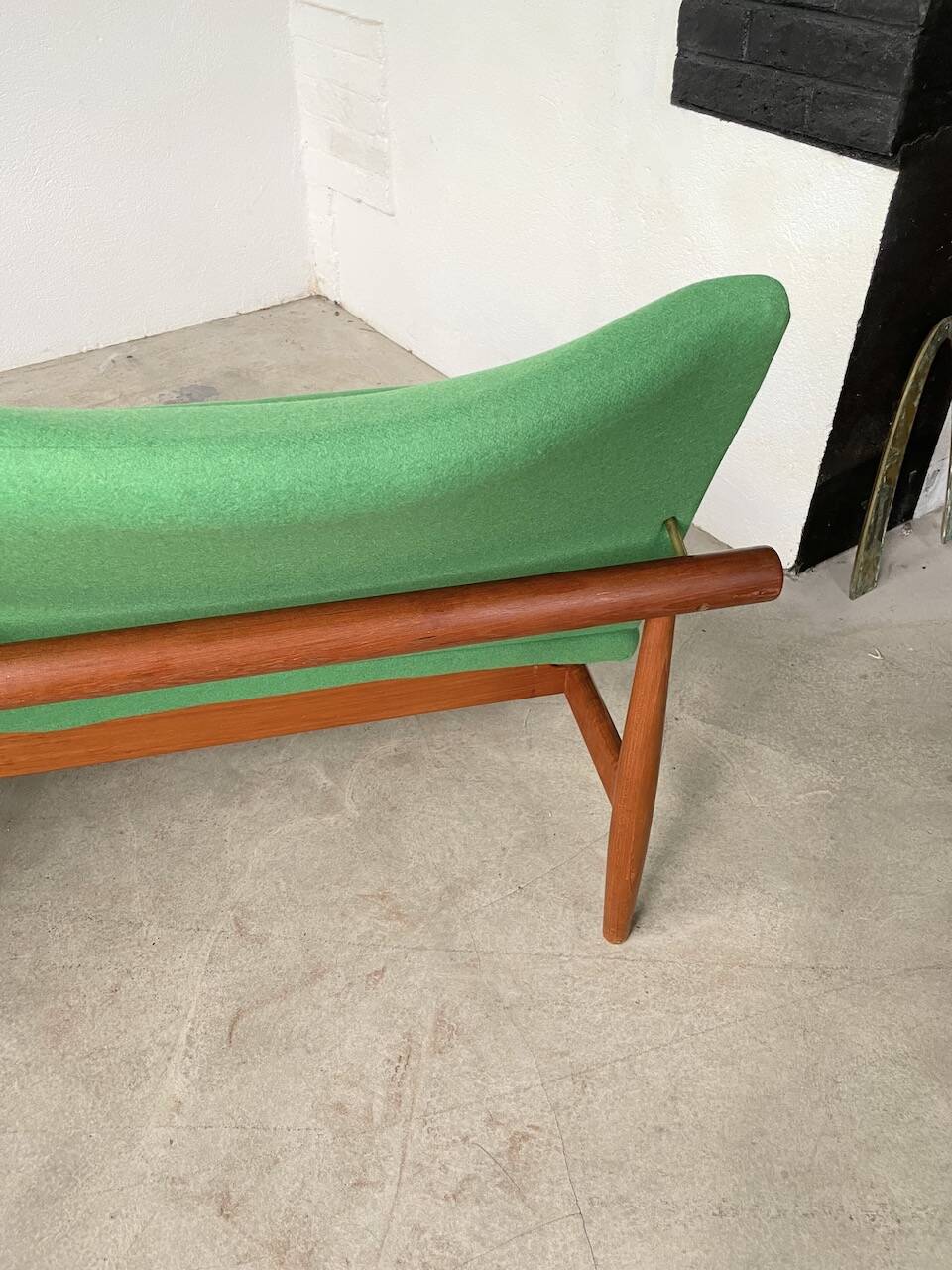 Finn Juhl three-seater bench “Japan” model France & Son