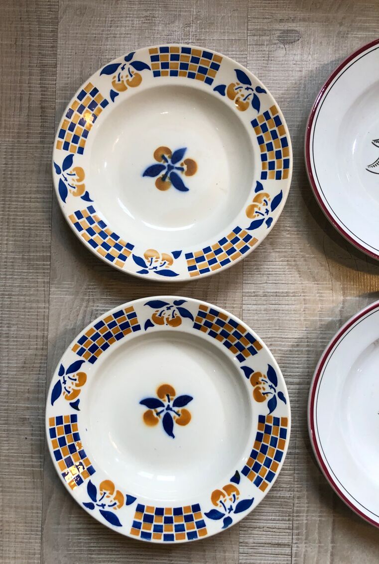 Set de 6 assiettes anciennes dépareillé céramique française peinte à la main  | Selency