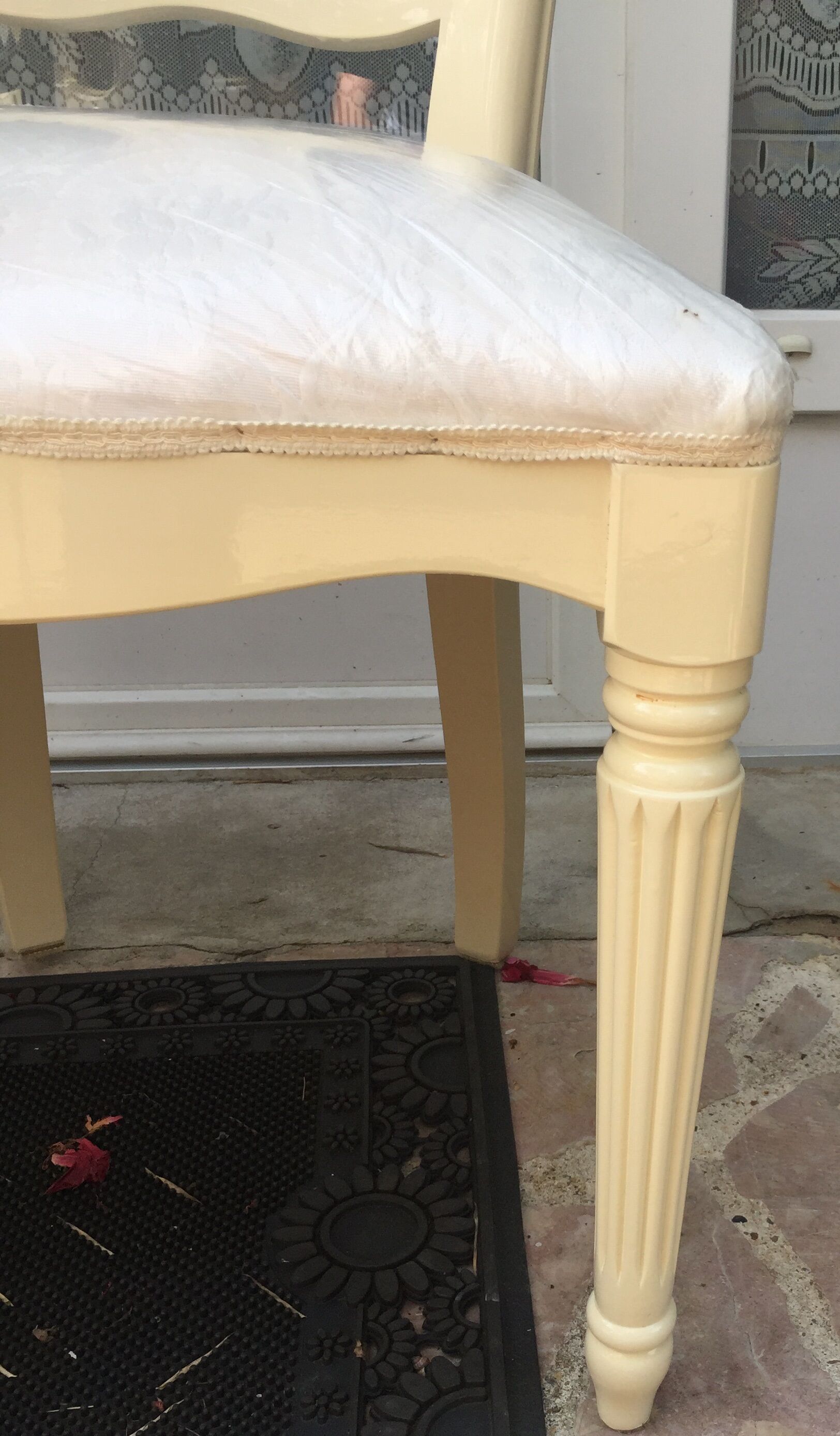 Ensemble de 4 chaises shabby