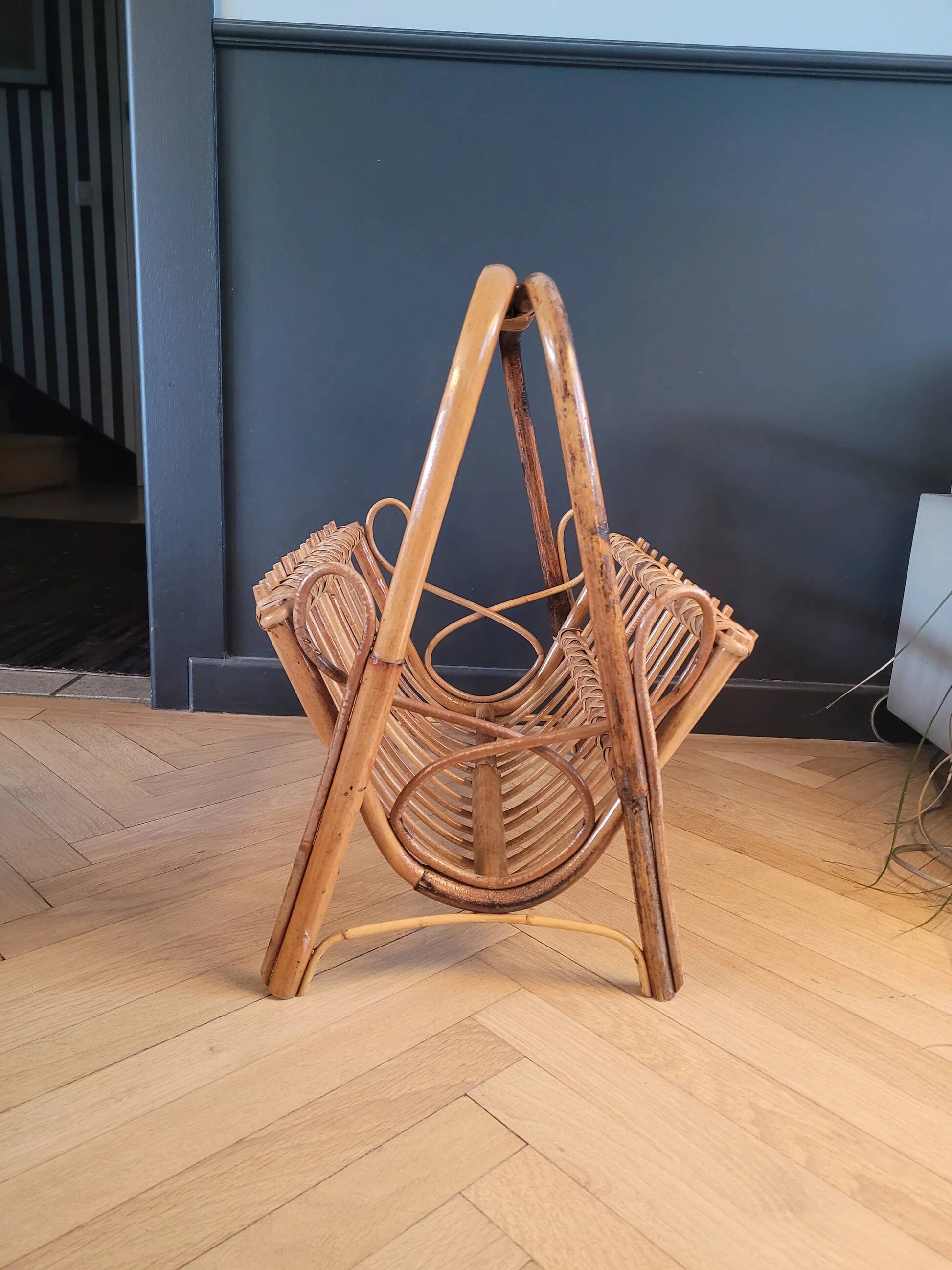 Vintage magazine rack in rattan and bamboo