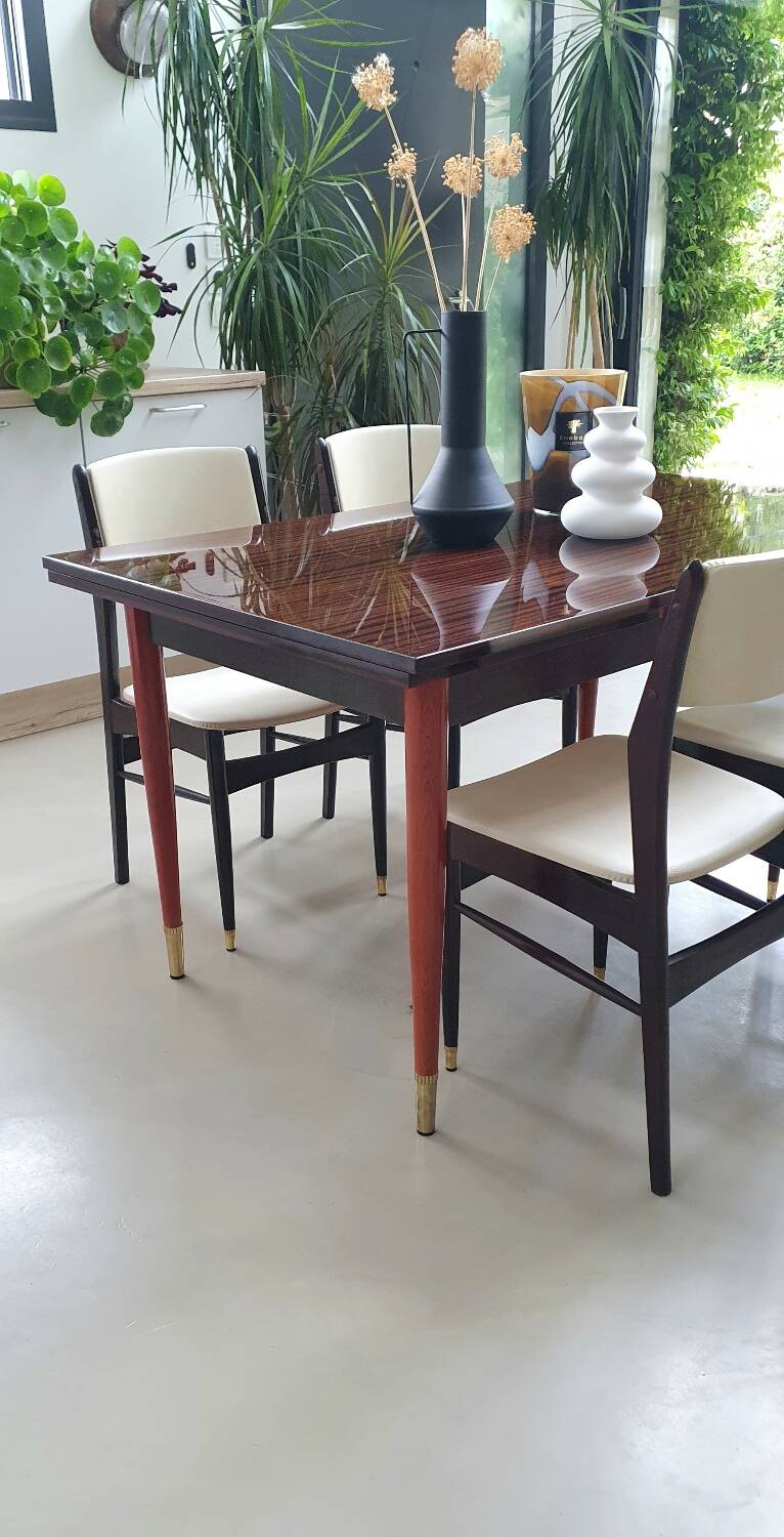 Vintage dining room