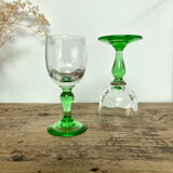 5 small stemmed glasses