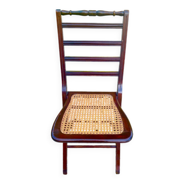 Chaise pliante cannée