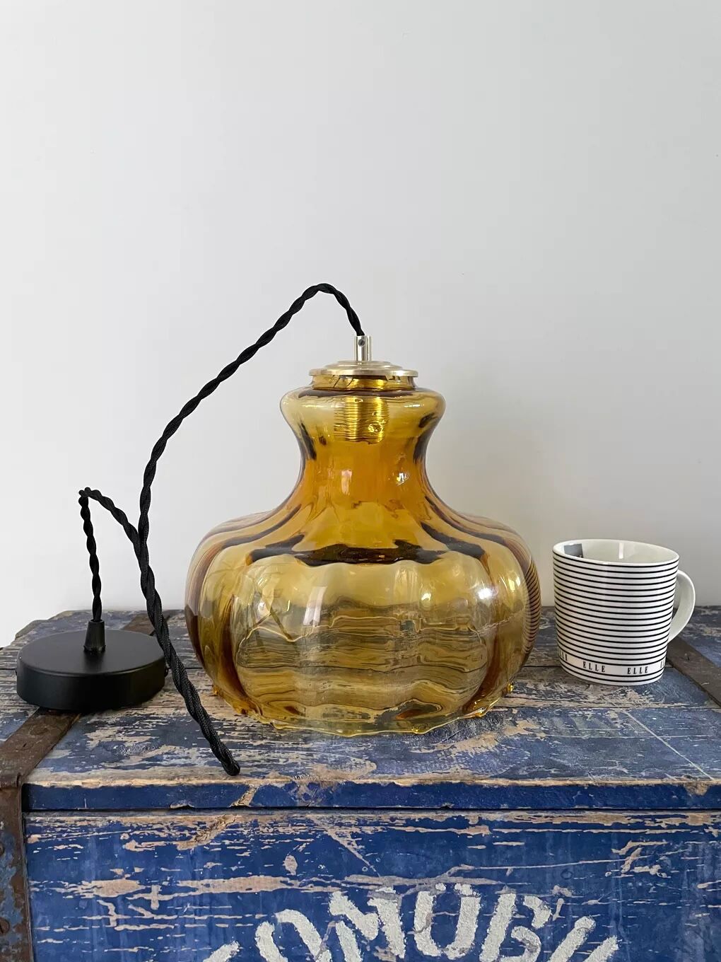 Suspension vintage en verre doré électrifiée à neuf