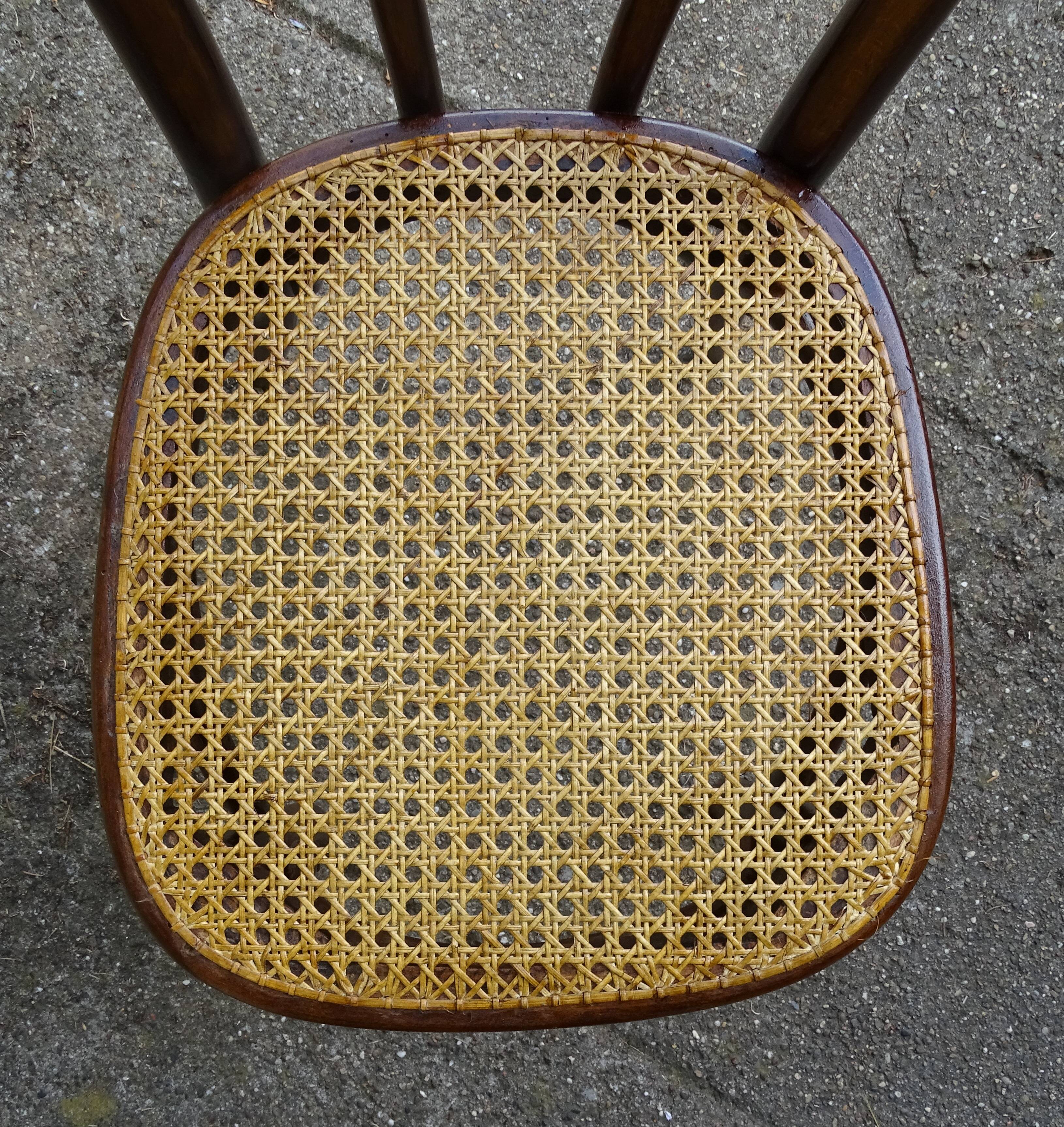 4 Thonet Mundus N°A 48 caned bistro chairs 1930