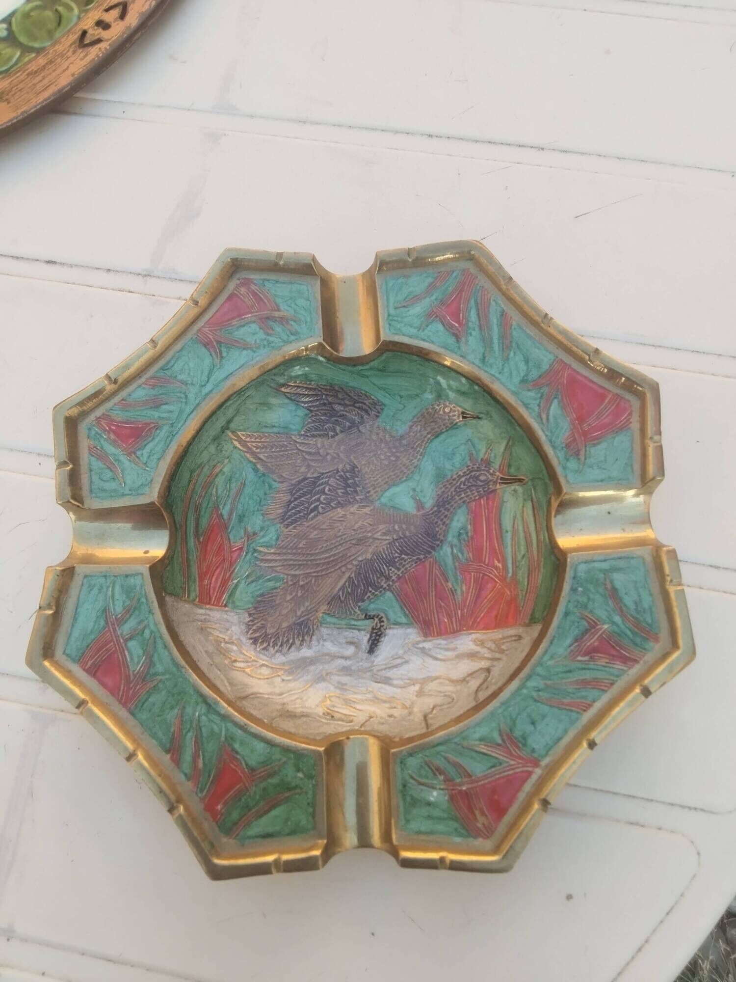 Cigar ashtray