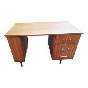 bureau. Vintage