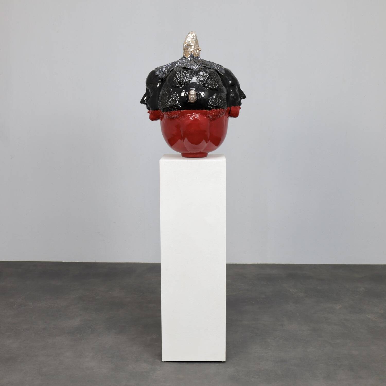 Ceramic sculpture by Henk van Rooij, Netherlands