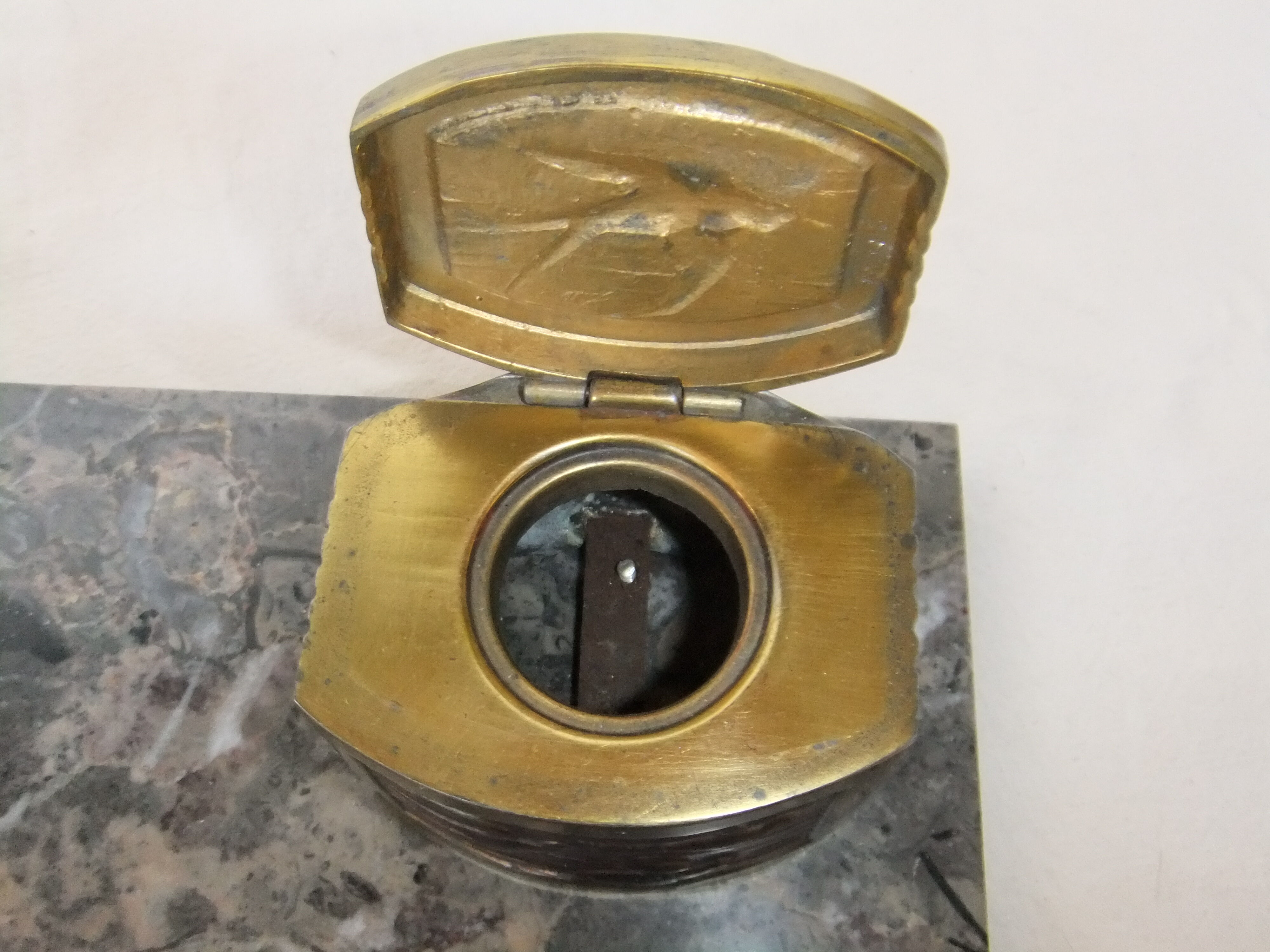 Ink art deco marble statue animal sculpture eagle necessary office