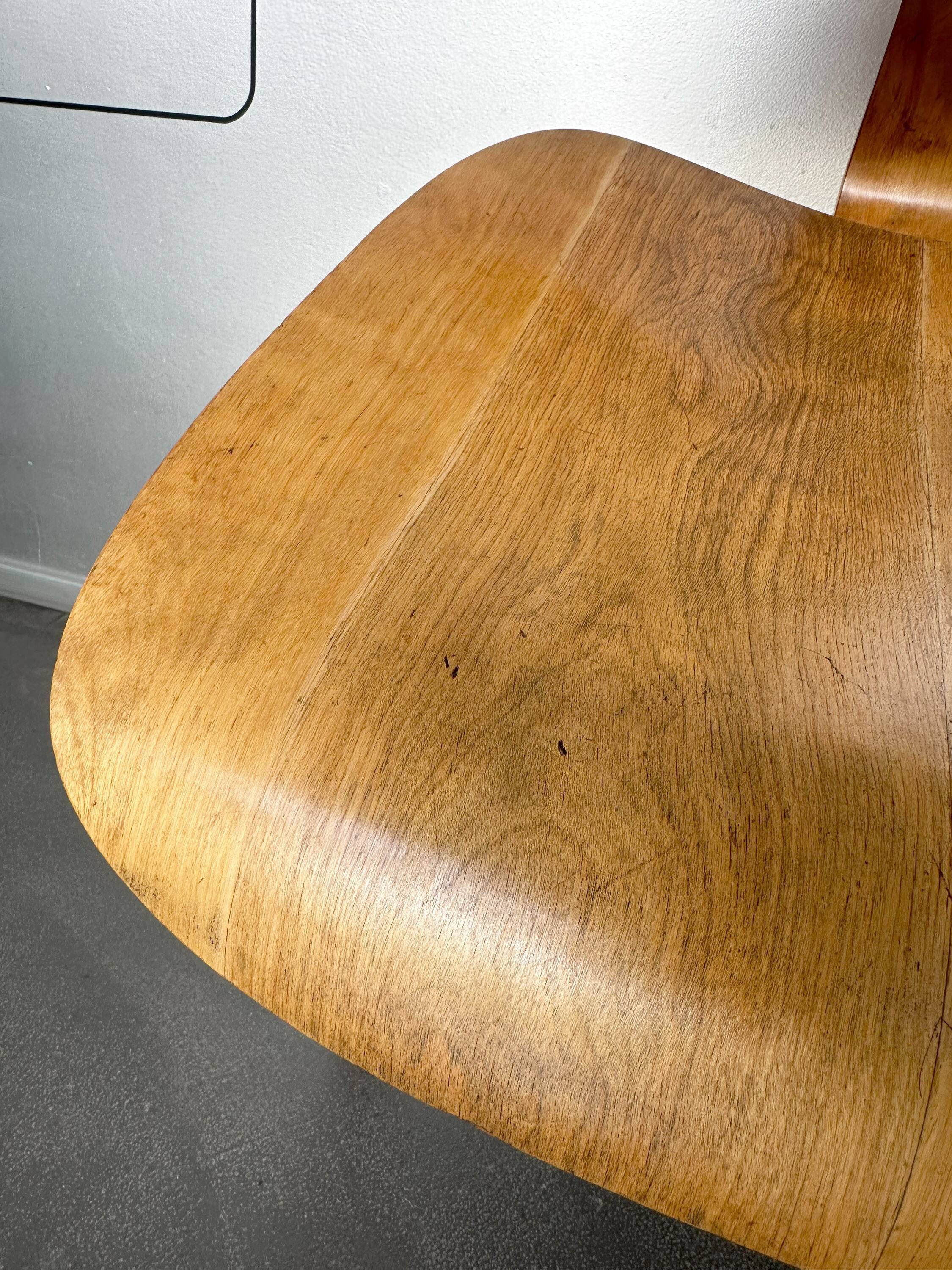 LCW lounge chair by Charles & Ray Eames, Herman Miller / Evans, 1940s