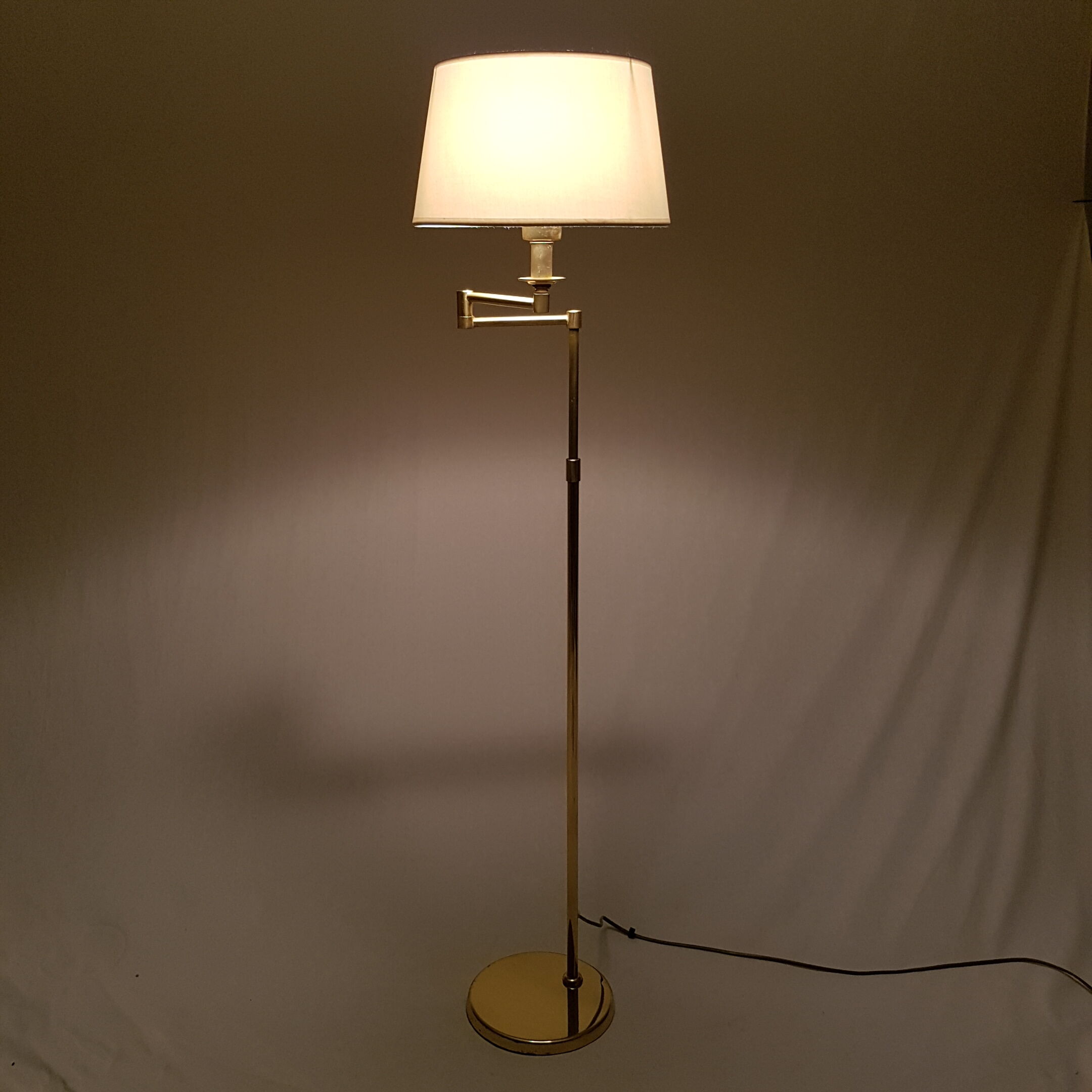 Articulated floor lamp light vintage brass gold Deknudt