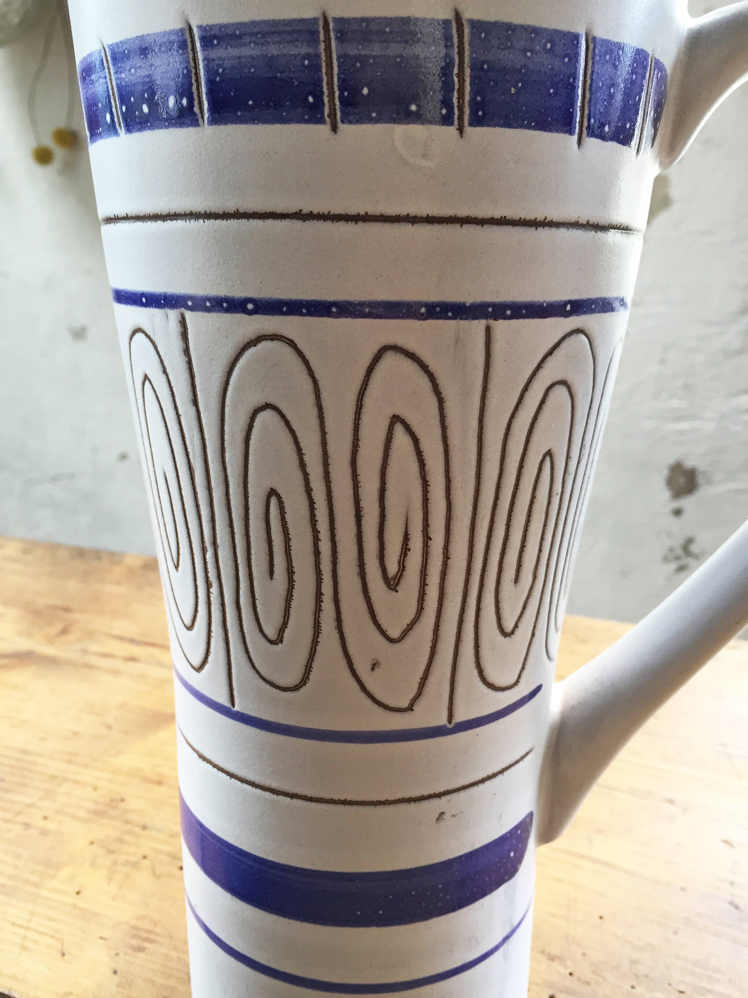 Ceramic lemonade service