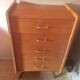 Commode 5 tiroirs en chene blond.