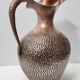 Grand vase pichet en cuivre gaufré par Egidio Casagrande, Italie