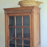 Antique Parisian glass cabinet in the style of a hosier