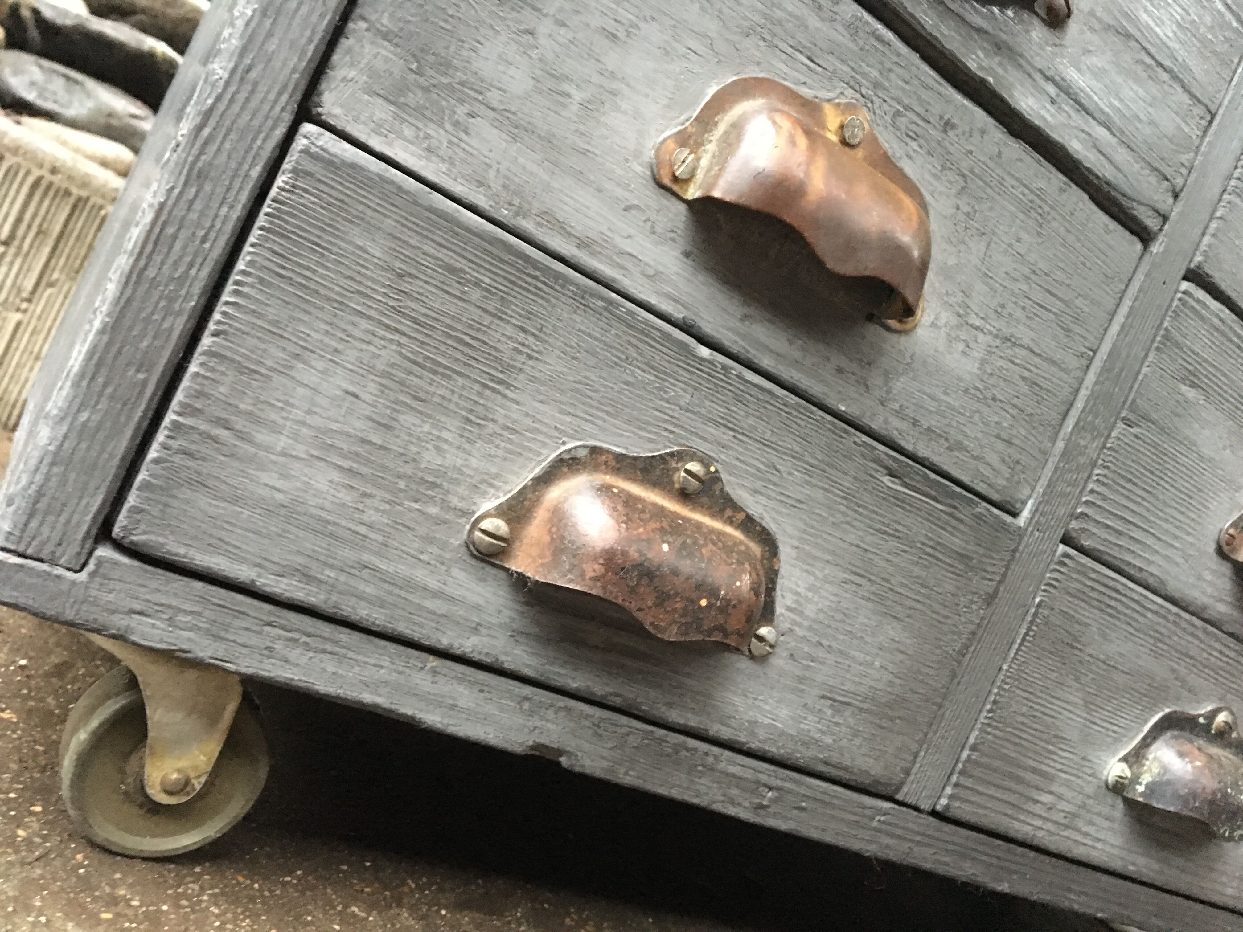 Furniture business with drawers