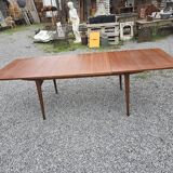 Scandinavian extendable table from the 60s in teak, 250cm L