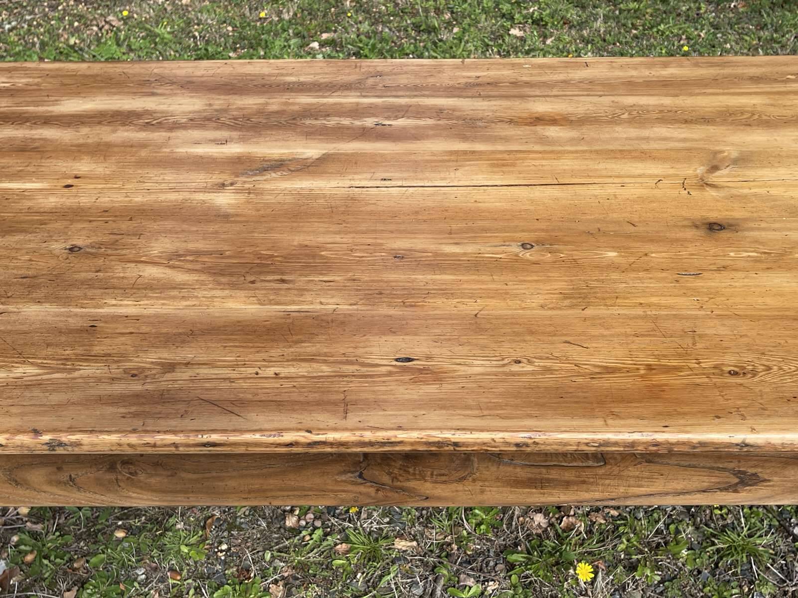 Early 20th century farmhouse table in fir and chestnut