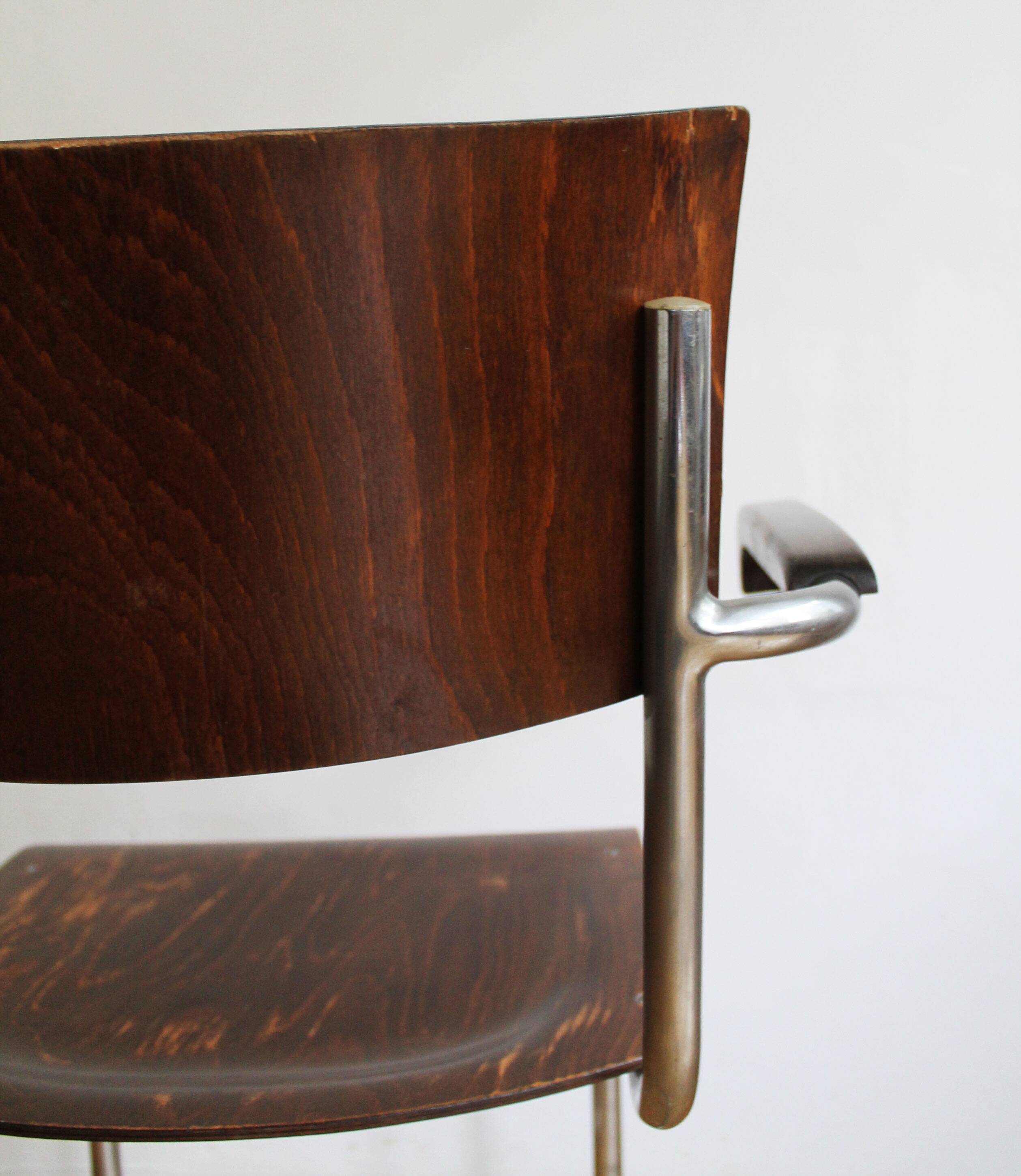 Modernist Cantilever Chair