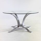 Table basse en verre du milieu du siècle avec cadre chromé