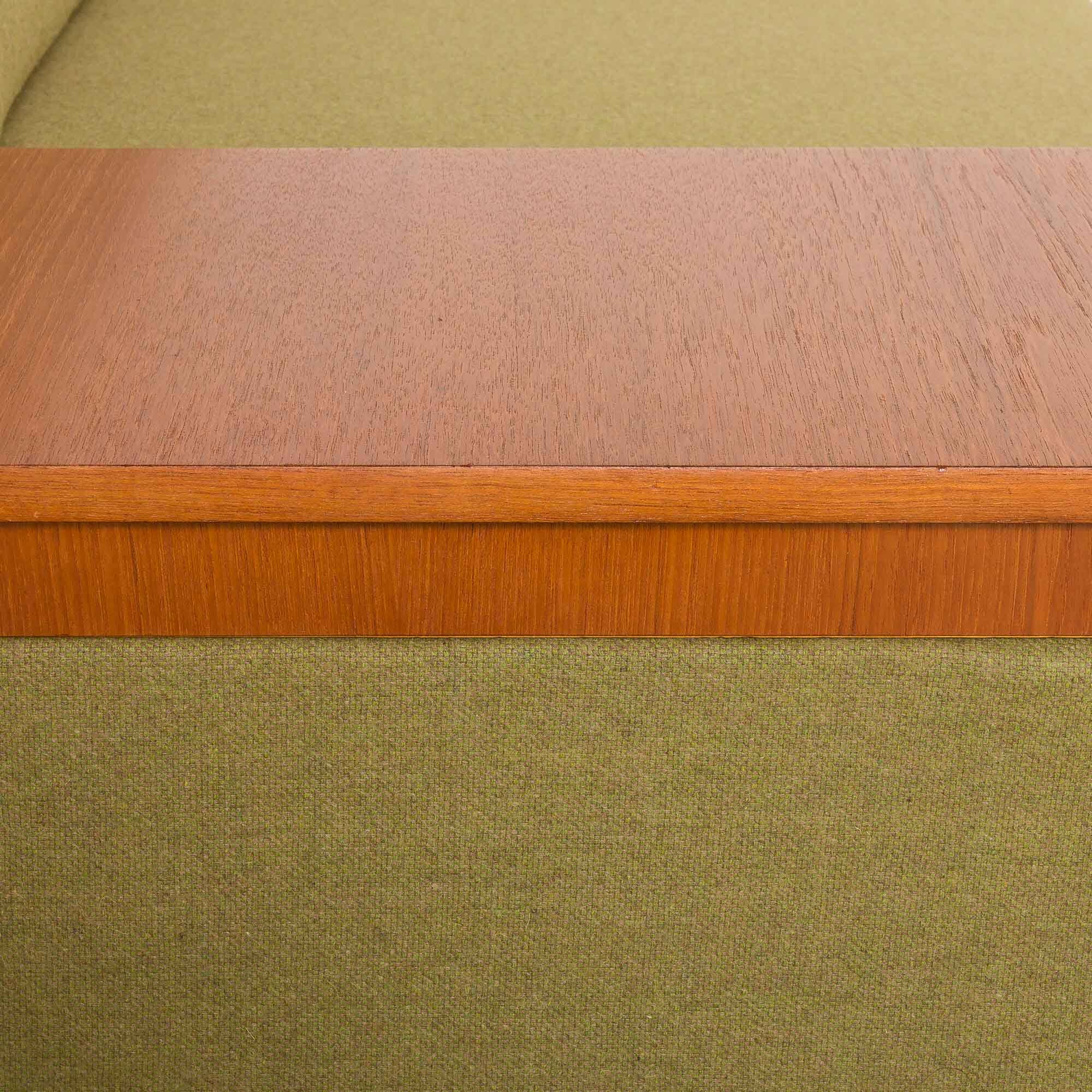 Svane daybed suit, set of 2 sofas and a side table by Igmar Relling, Norway
