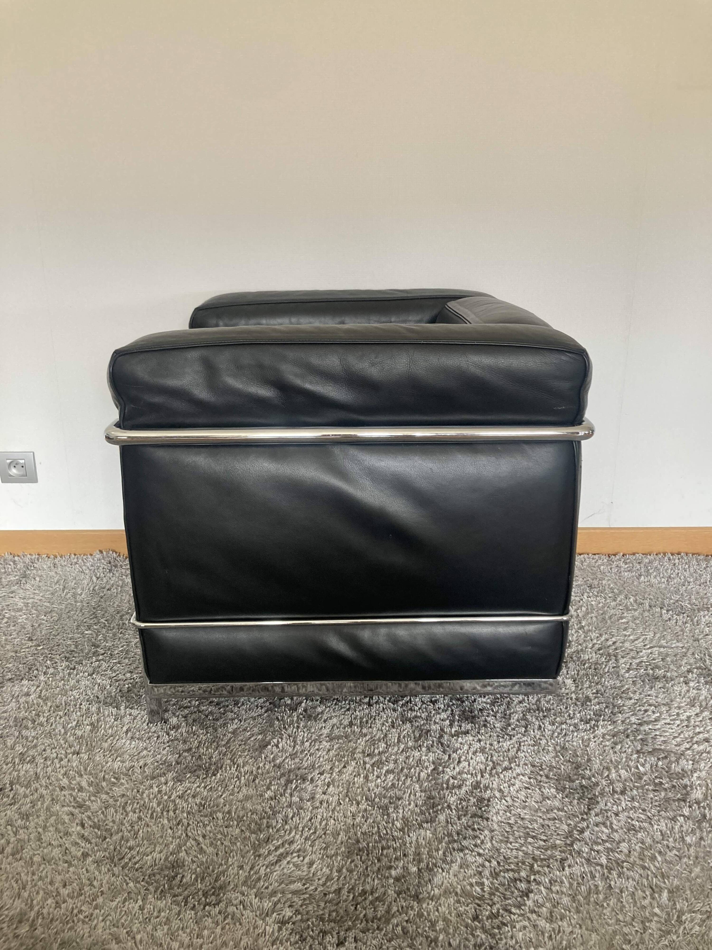 Fauteuil lc2 lecorbusier en cuir noir