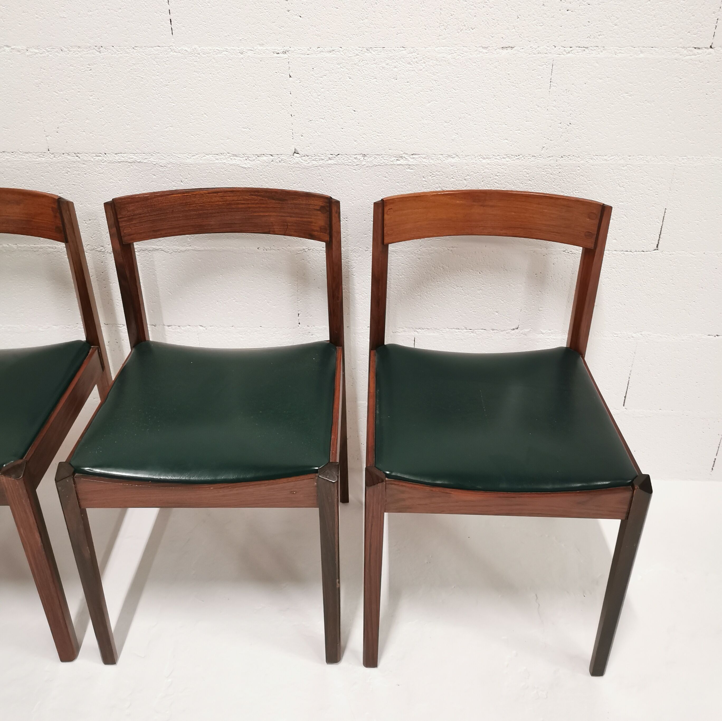 Set of 6 italian rosewood chairs, gessef, 1960