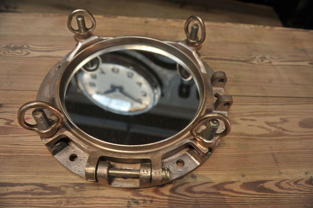 Bronze boat porthole mirror 1920 45x45cm