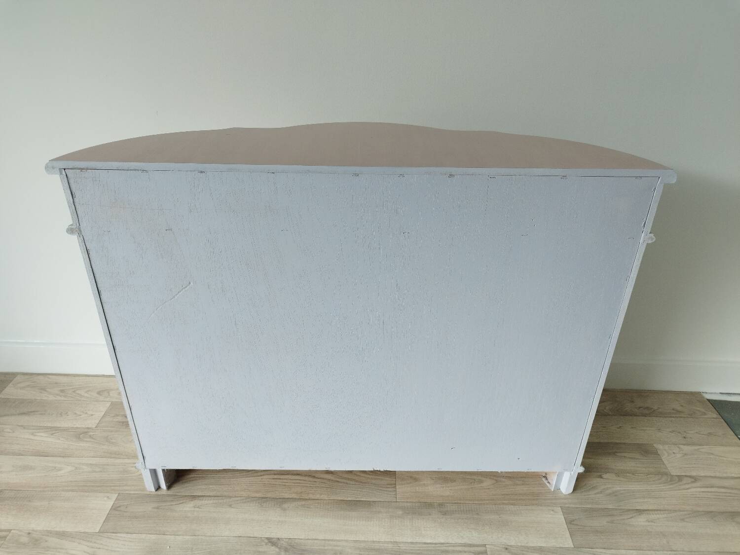 Half-moon console