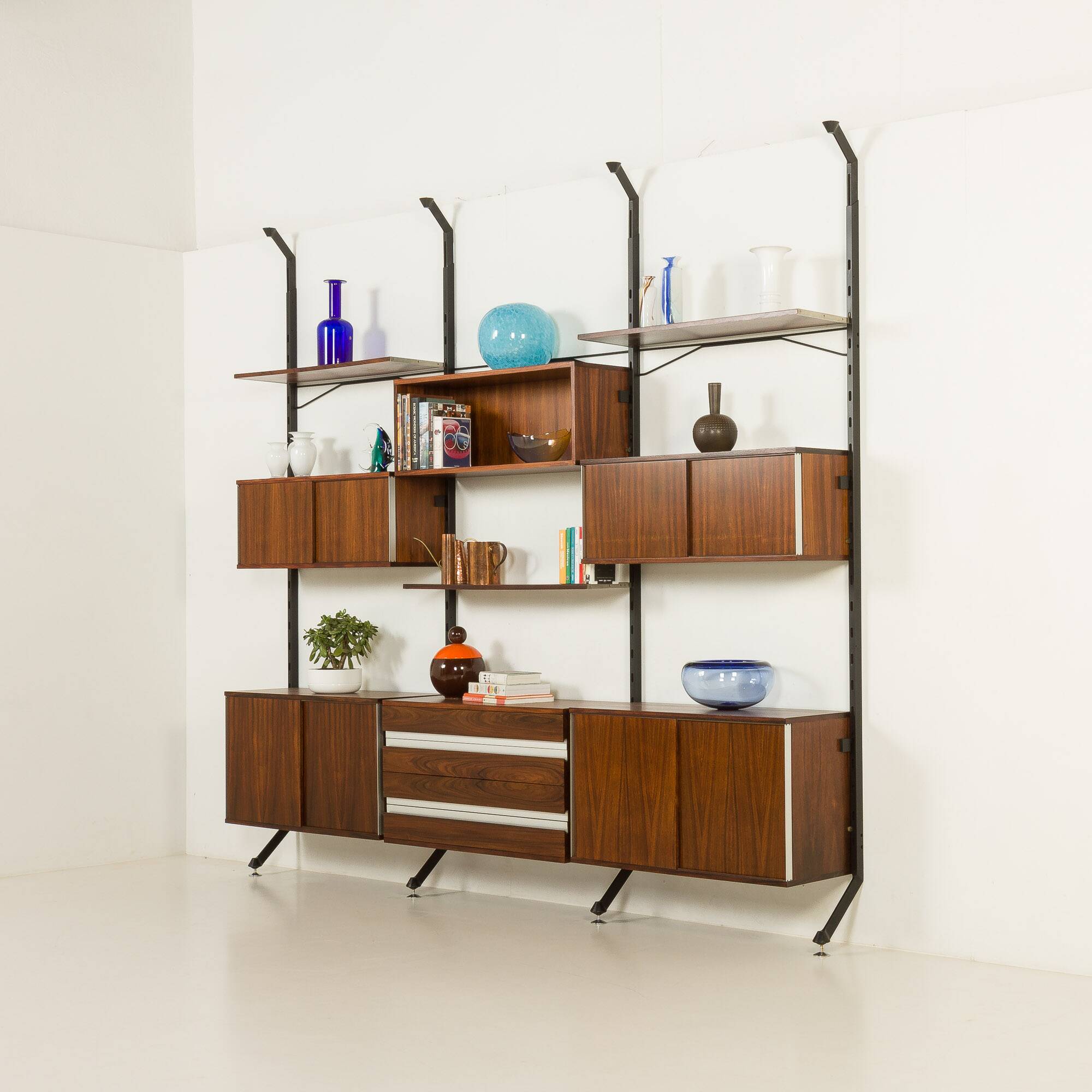 Ico Parisi rosewood wall unit for MIM, Italy 1960s