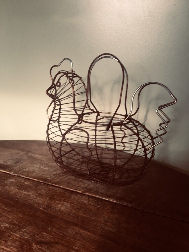 Egg basket