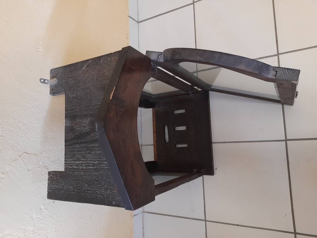 Wall box
