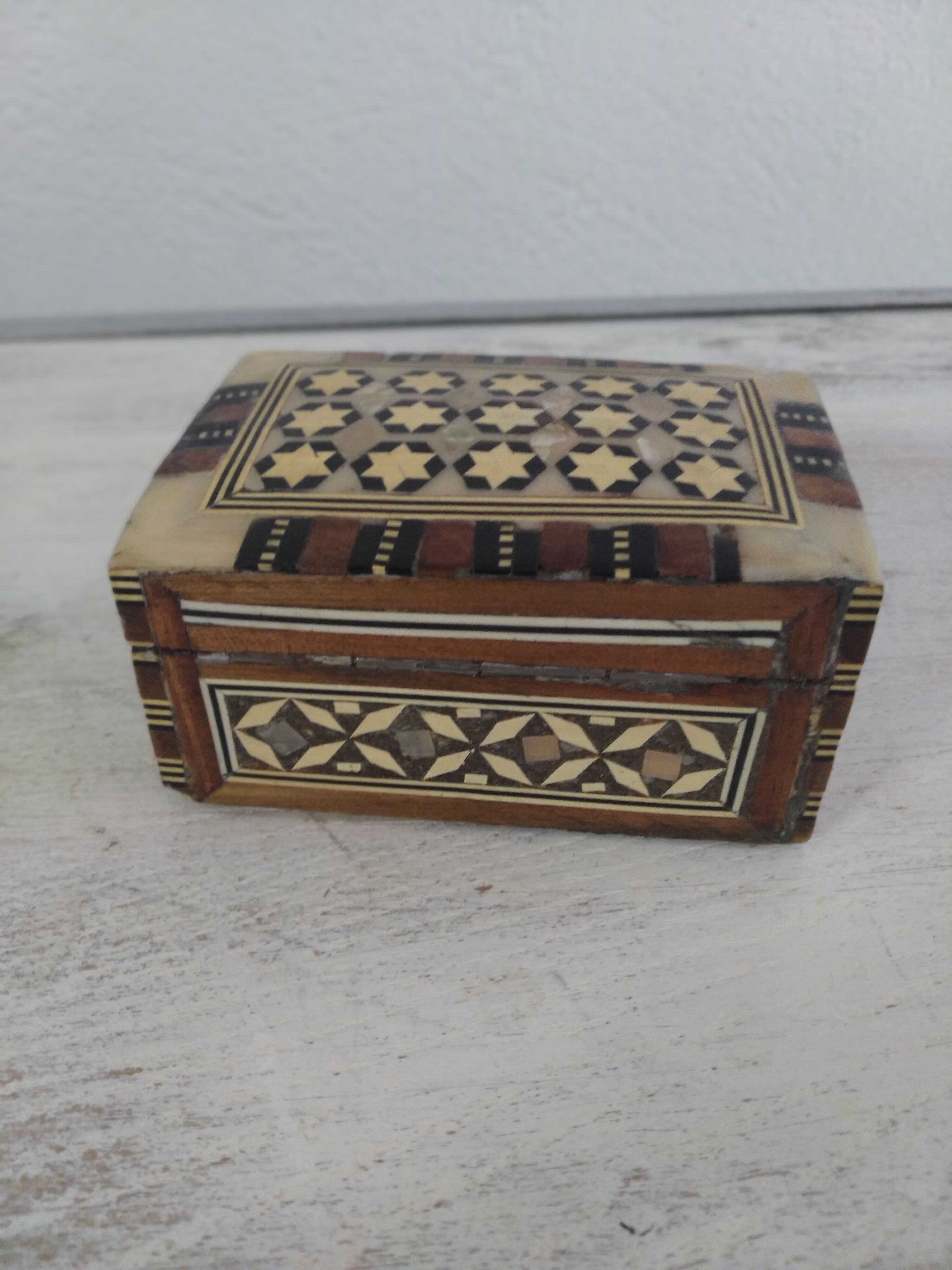 Oriental box