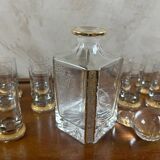 Carafe and 7 liqueur glasses