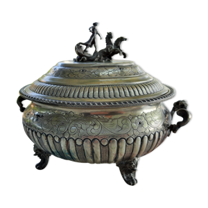 Soupière décorative