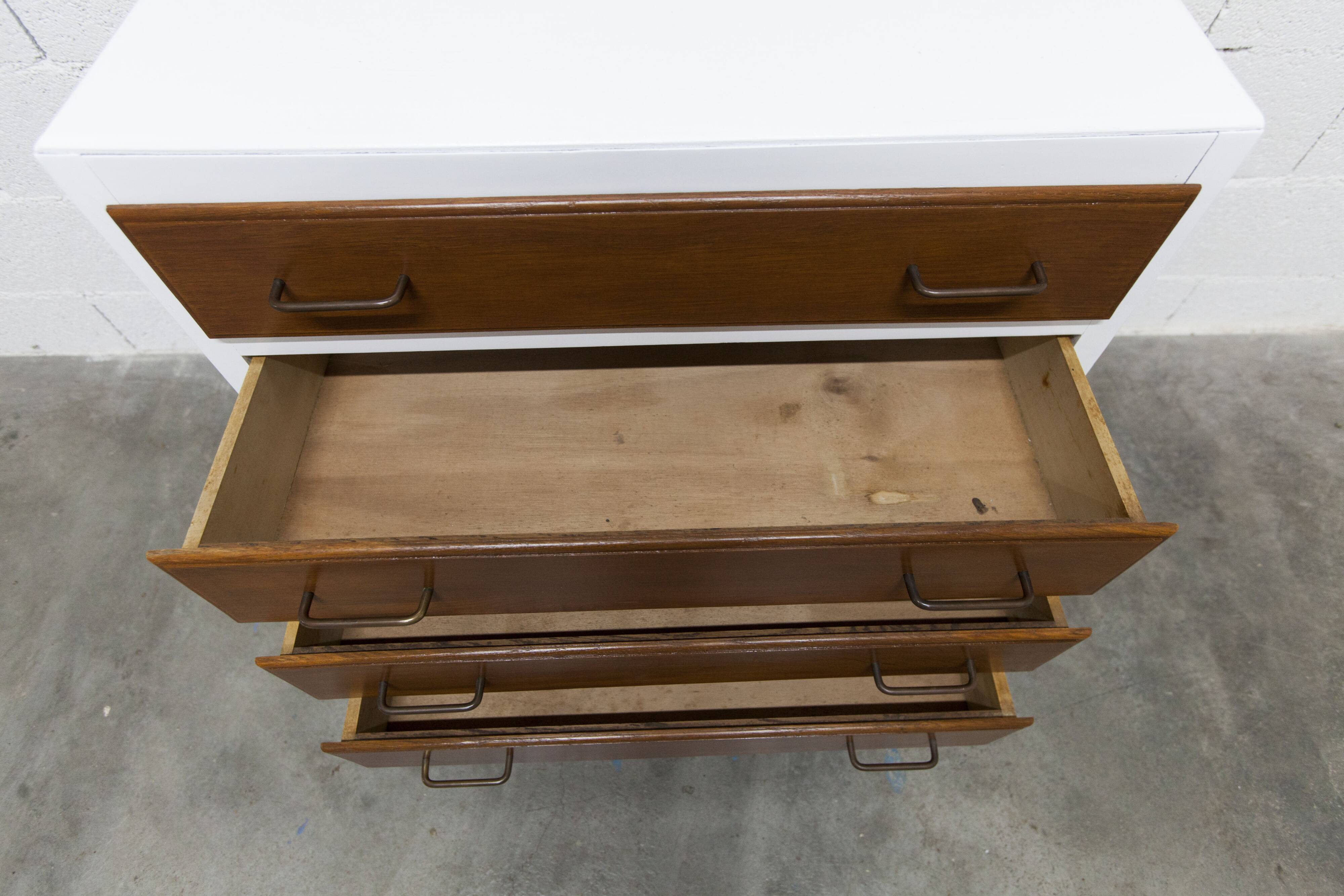 1960s chest of drawers with splayed legs and 4 drawers, refurbished