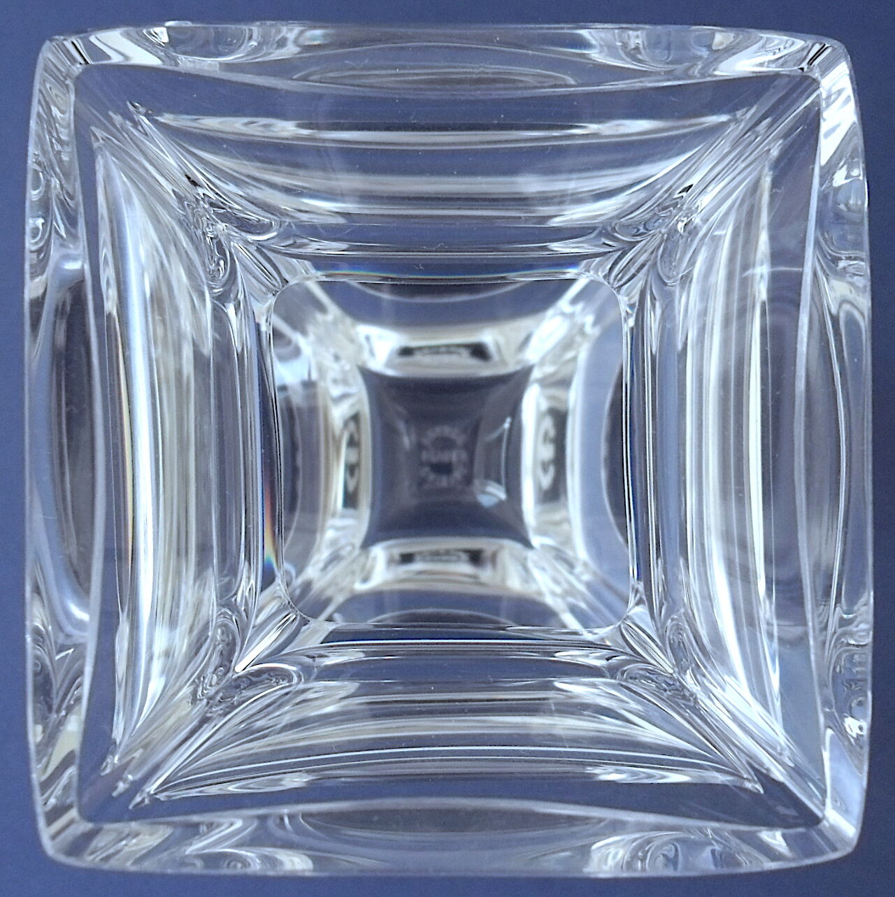 Small vase of square section in colorless crystal