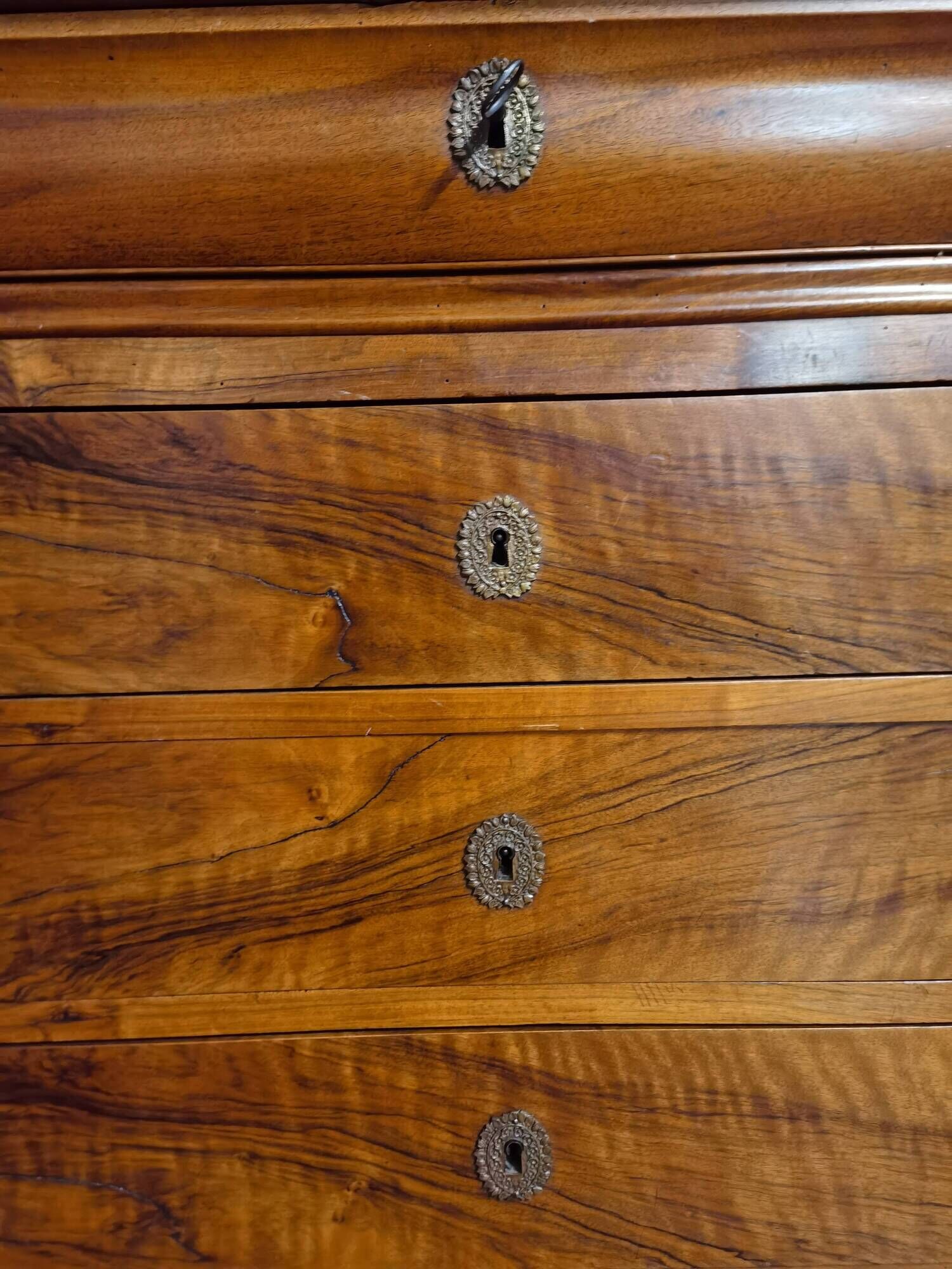 Restoration of a commode