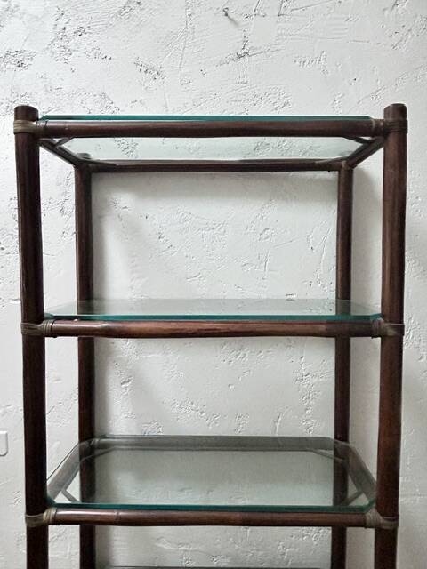 Etagère en bambou