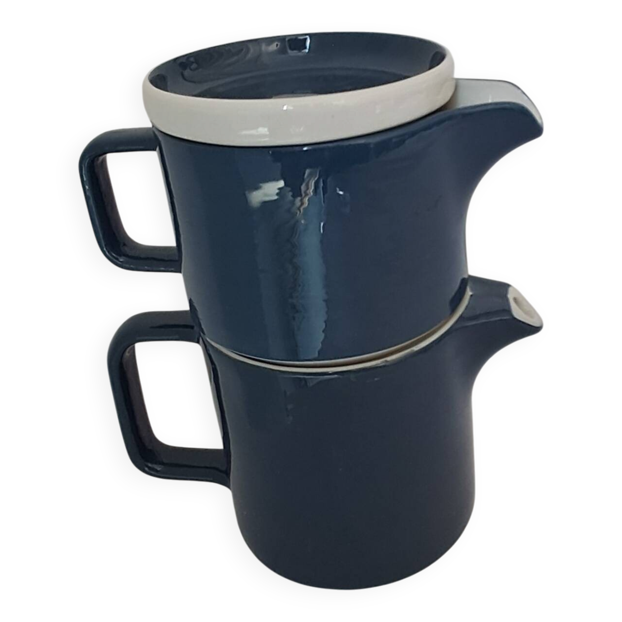 Teapot and milk jug, selfish, stackable. Sarreguemines. 1980s.