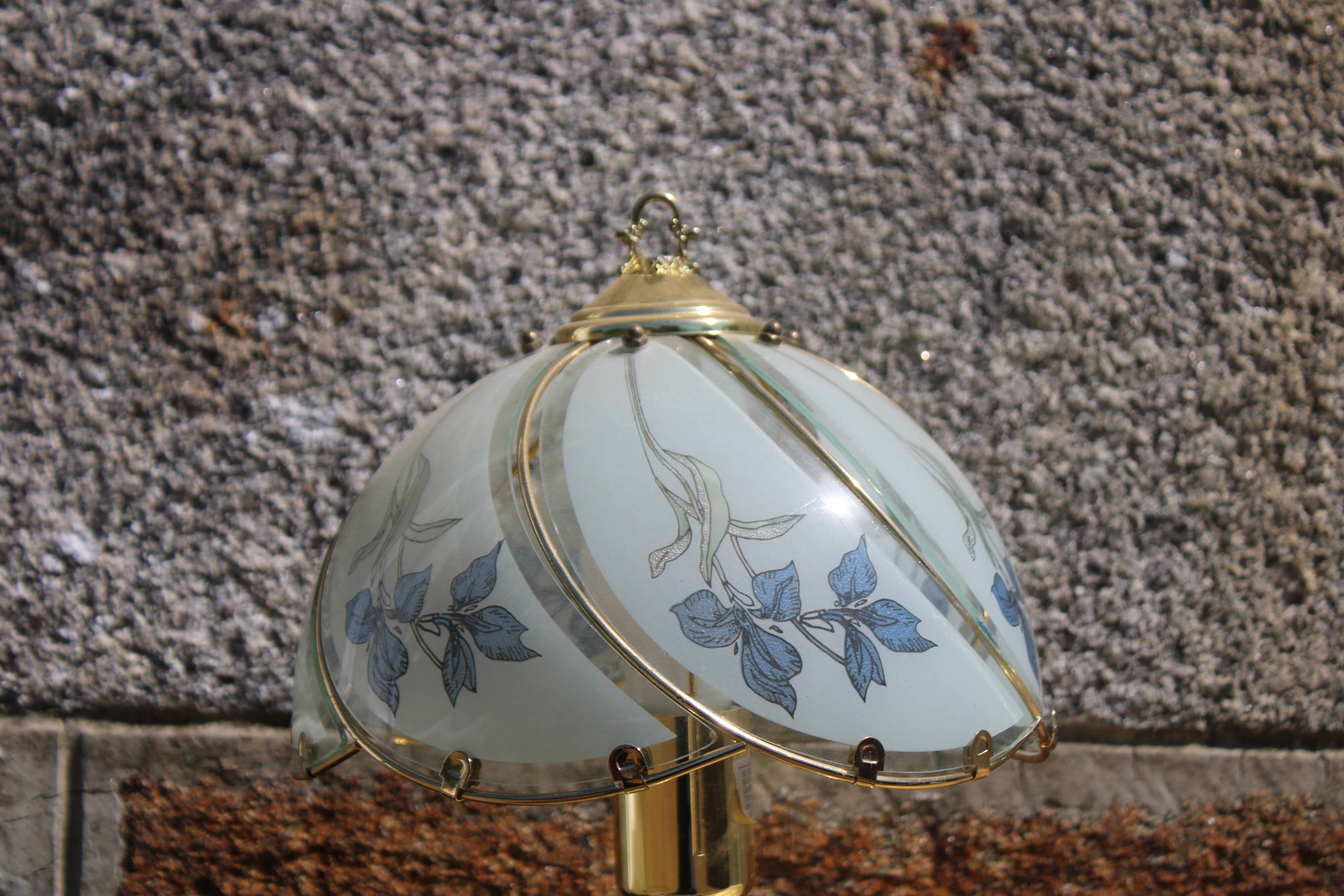 Vintage brass and flowered glass touch lamp – Soft touch lamp with intensity