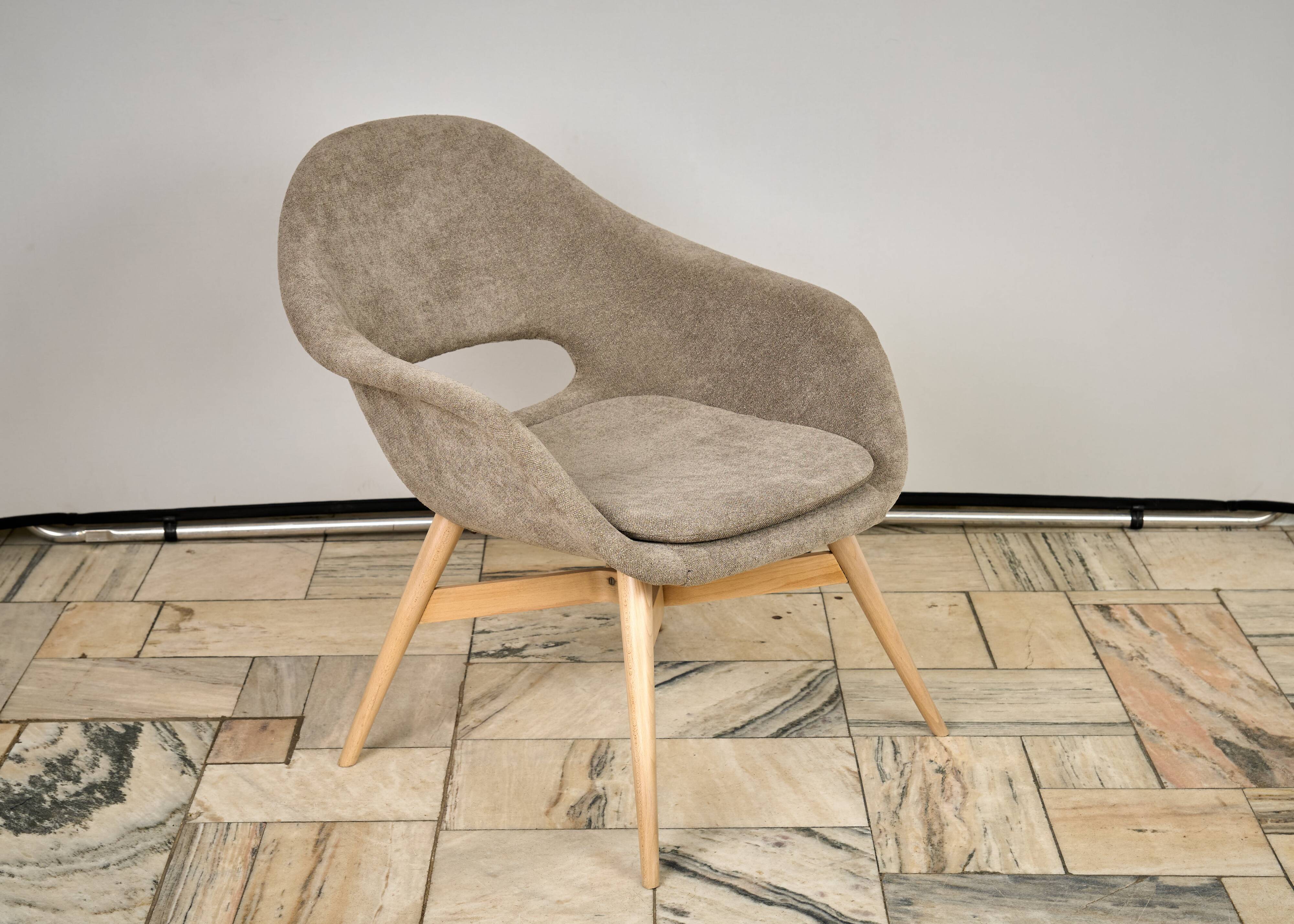 Shell Lounge Chair by Miroslav Navratil, 1960s, Czechoslovakia