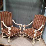 Paire de fauteuils style regence